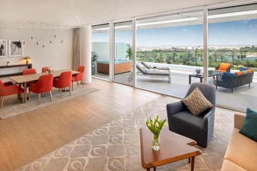 JA The Resort - JA Lake View Hotel, Dubai - Dining Experiences