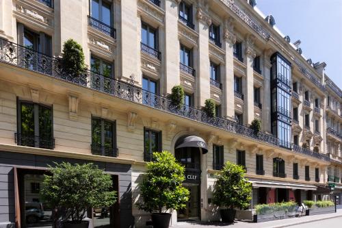 La Clef Tour Eiffel Paris by The Crest Collection - Guest Experience and Reviews