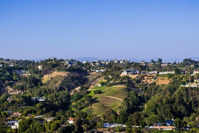 LAs Iconic Tour: Celeb Homes, Walk of Fame, Rodeo & Santa Monica - Navigating the Tour