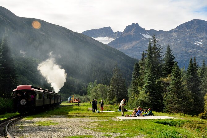 Laughton Glacier Hike and White Pass Rail Adventure - Meeting and Pickup