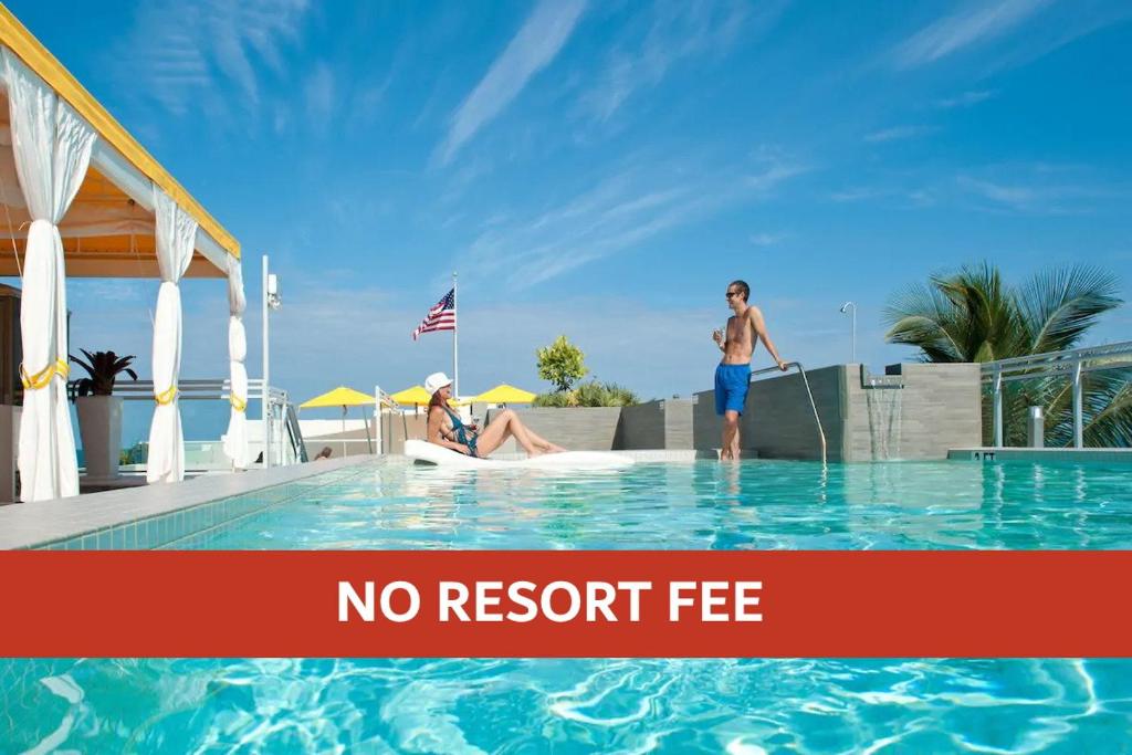 Leslie Hotel Ocean Drive Review