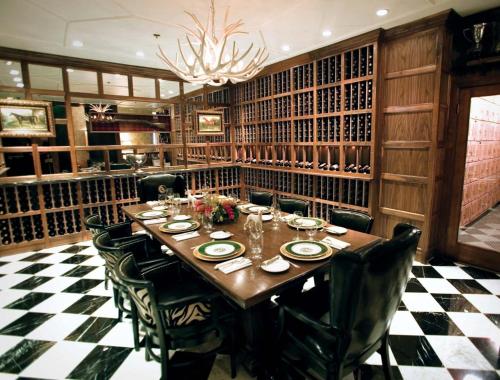 Los Angeles Athletic Club - Guest Experiences and Reviews