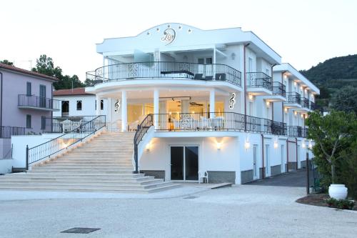 Ludwig Boutique Hotel & Spa - Amenities Offered