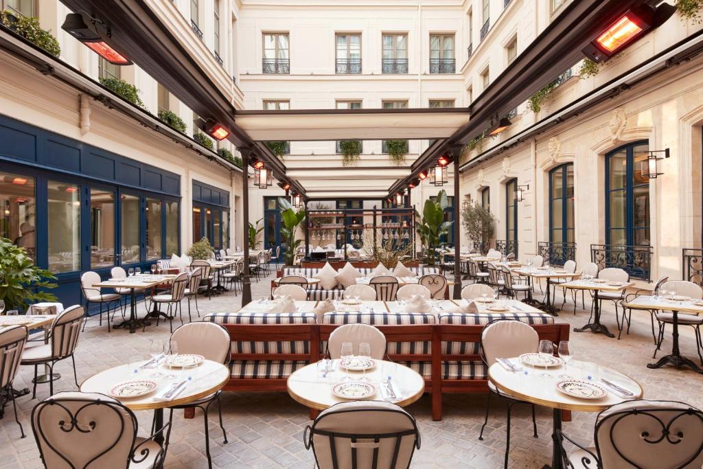 Maison Delano Paris Review