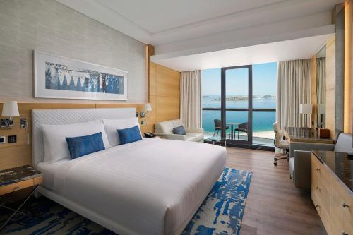 Marriott Resort Palm Jumeirah, Dubai - Dining Experiences