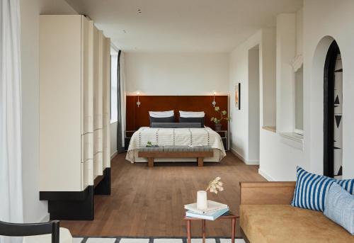 Morgan & Mees Rotterdam - Accessibility and Location