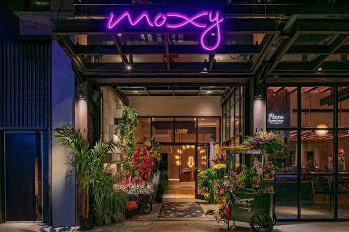 Moxy NYC Chelsea - Guest Experience and Reviews