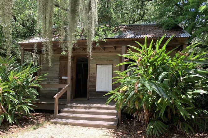 N'Awlins Luxury: Destrehan Plantation Tour With Transportation - What to Expect During the Tour
