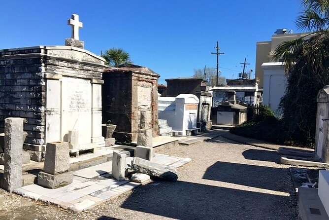 New Orleans French Quarter Private Walking Tour With a Guide - Taking in the Local Culture