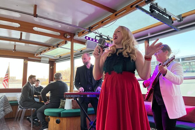 New York City Live Music Sightseeing Serenade Cruise - Accessibility and Guest Participation