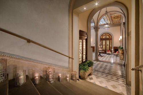 NH Collection Florence Porta Rossa - Amenities and Services