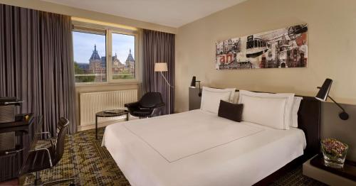 Park Plaza Victoria Amsterdam - Accommodation Details