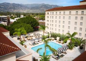 Pasadena Hotel & Pool - Guest Experience