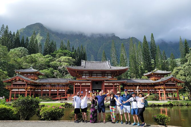 Private: Byodo-In Temple With Discounted Waimea Botanical Garden - Accessibility