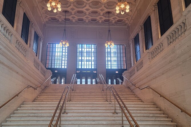 Private Chicago Movie Locations Tour - Tour Accessibility