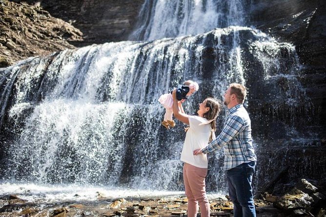 Private Photo Session With a Local Photographer in Niagara - Meeting Location and Logistics