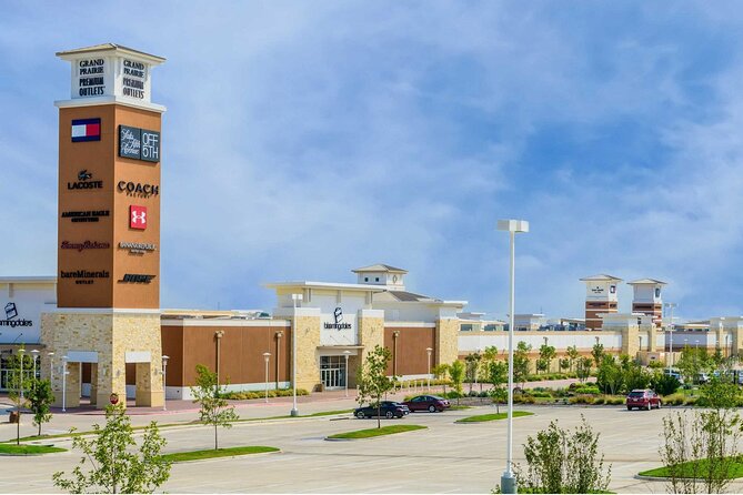 Private Shopping Tour From Dallas Hotels to Grand Prairie Outlets - What to Expect During Your Tour