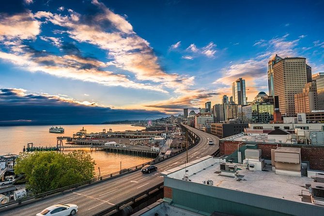 Private Transfer Seattle to Seattle Airport SEA by Minibus or SUV - Pricing and Group Size Considerations