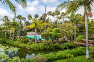 Ramada by Wyndham Santa Barbara - Guest Reviews and Experiences