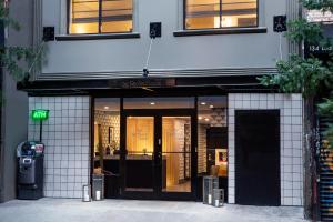 Redford Hotel - Nearby Attractions