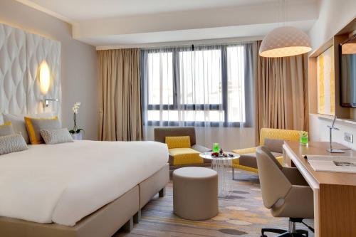 Renaissance Aix-en-Provence Hotel - Facilities and Amenities