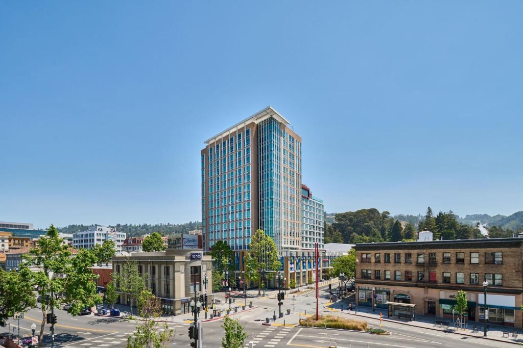 Residence Inn By Marriott Berkeley - Amenities and Facilities