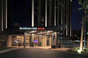Residence Inn by Marriott Los Angeles LAX/Century Boulevard - Exceptional Amenities