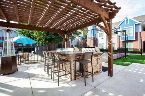 Residence Inn by Marriott Sacramento Airport Natomas - On-Site Facilities