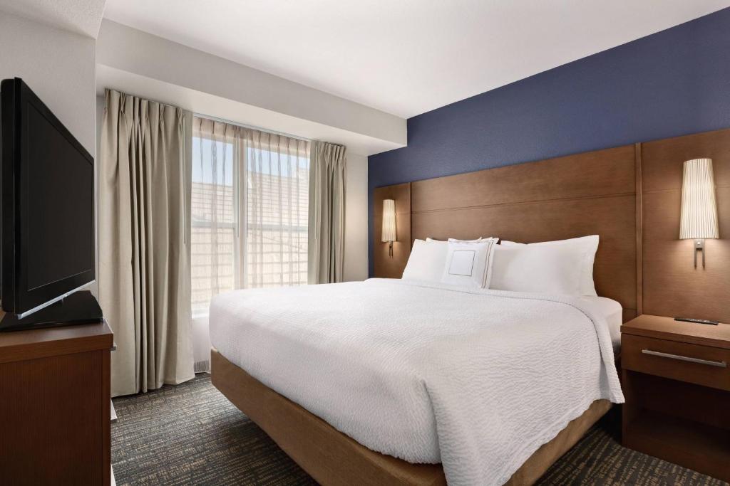 Residence Inn Sacramento Folsom - Dining and Breakfast Experience