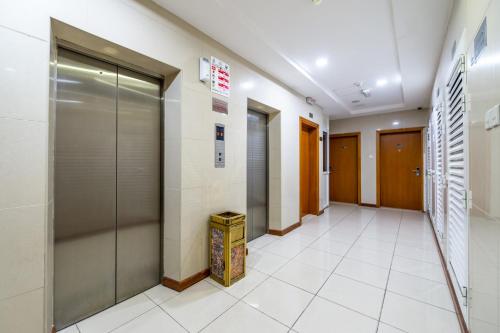 Ruwi Hotel Apartments, Sharjah - Facilities and Services