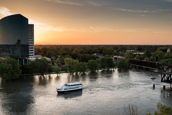 Sacramento New Years Eve Sights and Sips Cruise - Accessibility Features