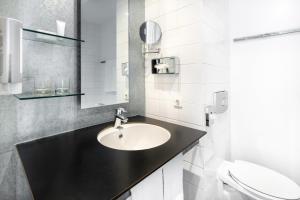 Select Hotel Maastricht - Frequently Asked Questions