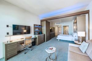 Shade Hotel Redondo Beach - Dining and Culinary Offerings