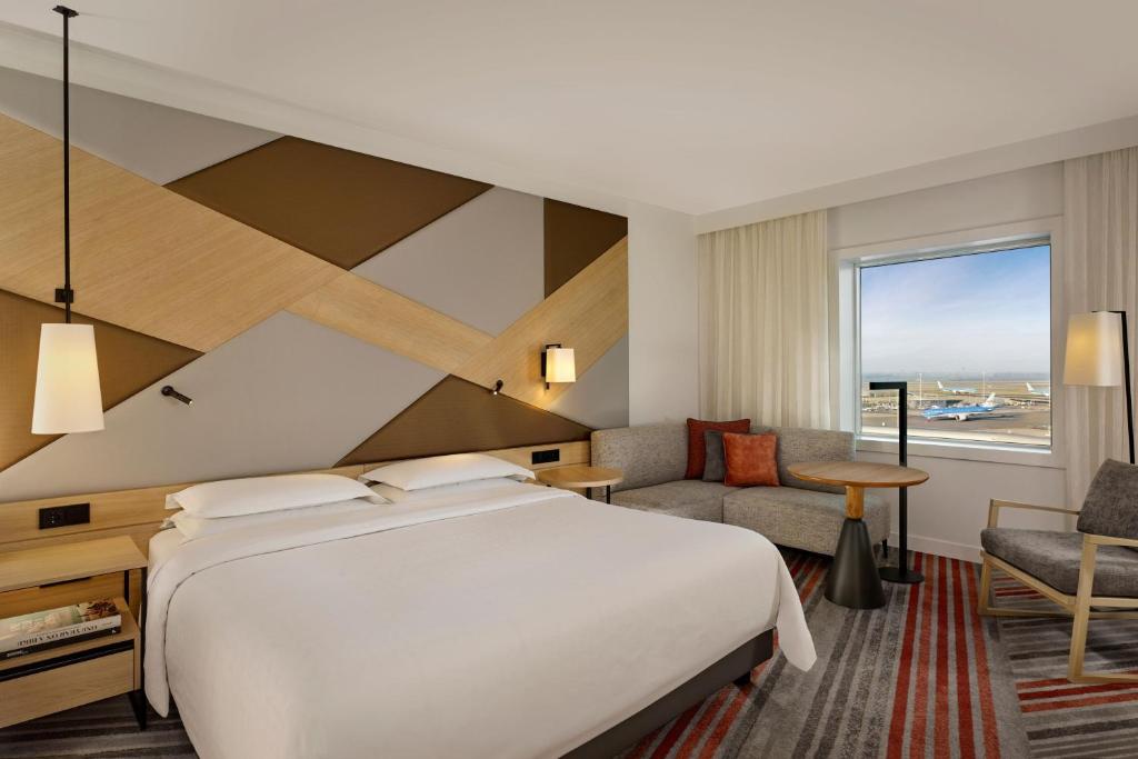Sheraton Amsterdam Airport Hotel and Conference Center - Guest Experience and Reviews