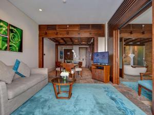 Sofitel Dubai The Palm Resort & Spa - Exceptional Facilities and Amenities