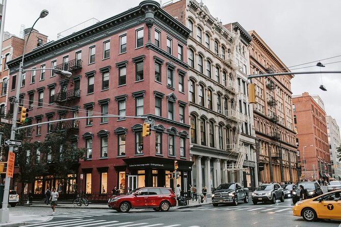 SoHo, Chinatown, Little Italy and Greenwich Private Walking Tour - Stroll Through the Historic Greenwich