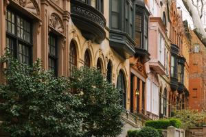 Sonder Henri on 24 - Amenities Offered