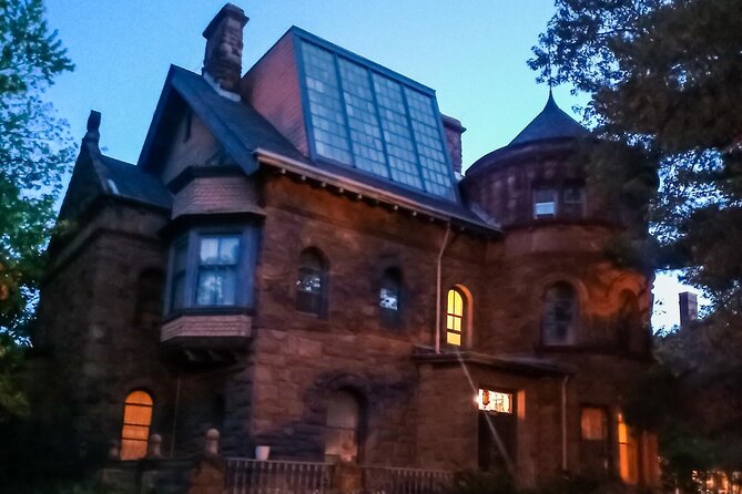 Spirits of Summit Avenue Walking Tour - Accessibility Features