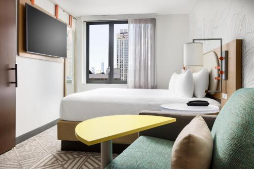 SpringHill Suites by Marriott New York Manhattan Chelsea - Room Features