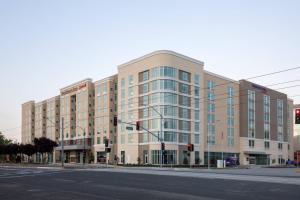SpringHill Suites by Marriott San Jose Airport - Guest Experience Highlights