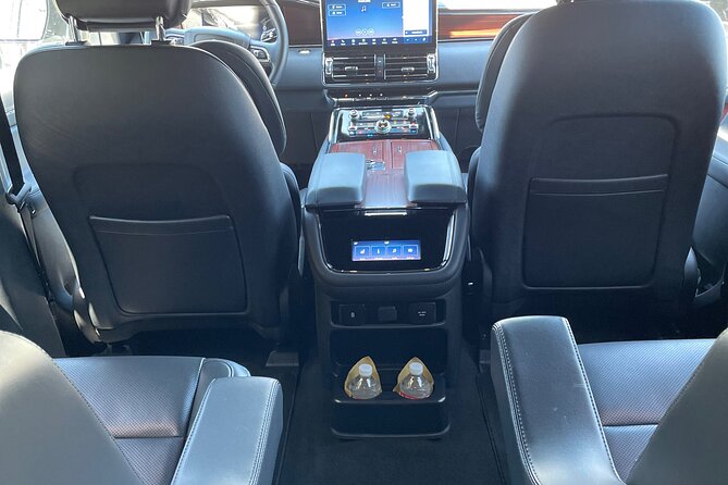 SUV Transportation LAX to Disneyland Resort - Accessibility Features and Considerations