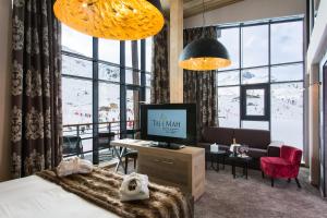 Taj-I Mah Hotel by Les Etincelles - Dining Options