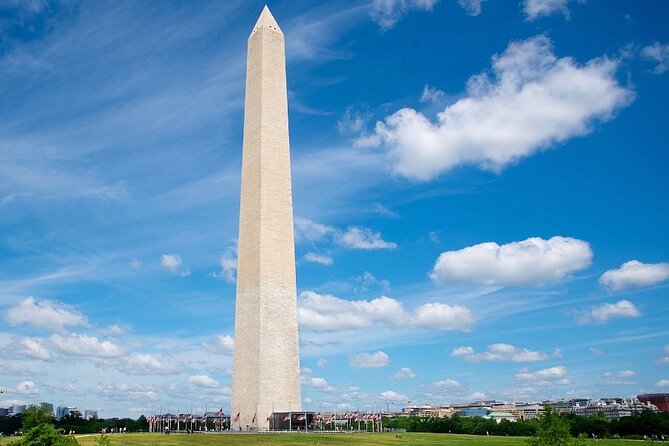 The Best of Washington DC: Private Full-Day Walking Tour - Tour the Smithsonian National Museum of American History