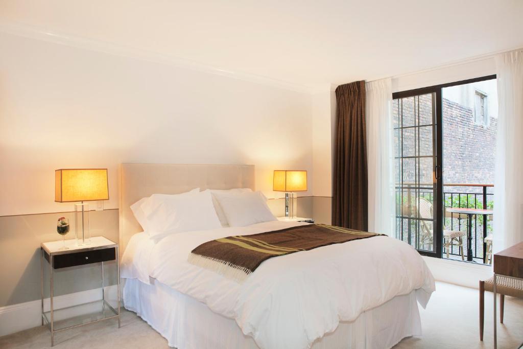 The Broome - Amenities and Services