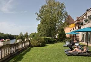 The Côte Saint Jacques - Dining Excellence