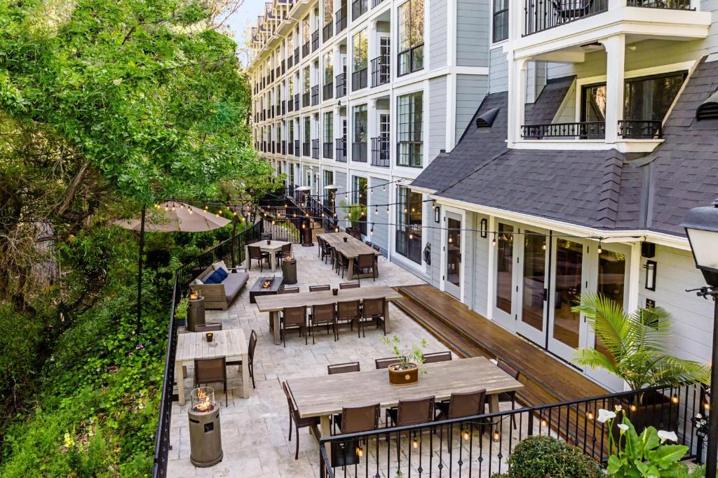 The Inn at Saratoga, Tapestry Collection by Hilton - Guest Experience and Reviews