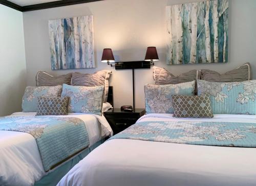 The North Shore Inn - Dining and Room Service
