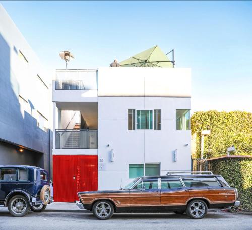 The Redline Venice - Amenities and Facilities