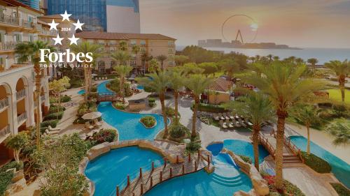 The Ritz-Carlton, Dubai - Outdoor Facilities