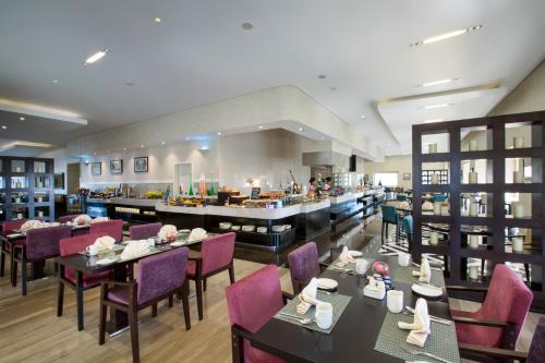 The Tower Plaza Hotel Dubai - Amenities and Facilities